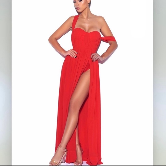 Miss Circle Paradise High Slit Red Chiffon Dress - Picture 1 of 1